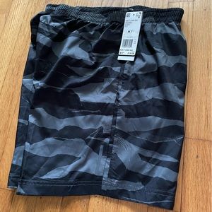 NWT - Run It Camo Shorts - Medium